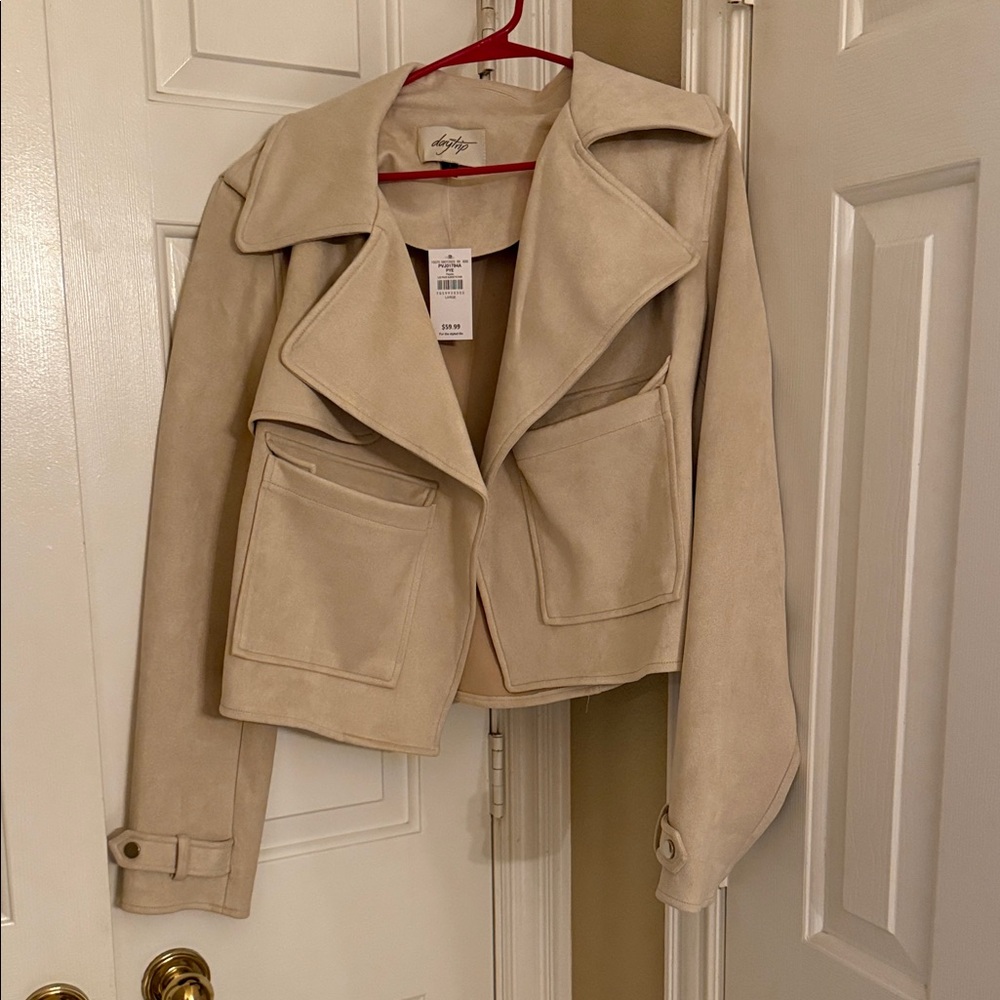 Cream Blazer/Jacket